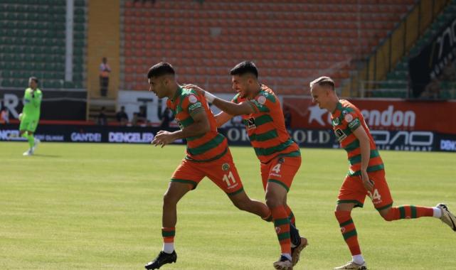 Alanyaspor, İstanbulspor'a fark attı