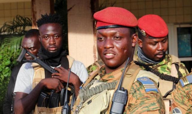 Burkina Faso, Amerika'nın Sesi ve BBC yayınlarını durdurdu
