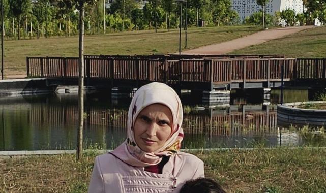 Bursa'da acı ölüm... Kızlarına bayramlık almaya giderken araba çarptı