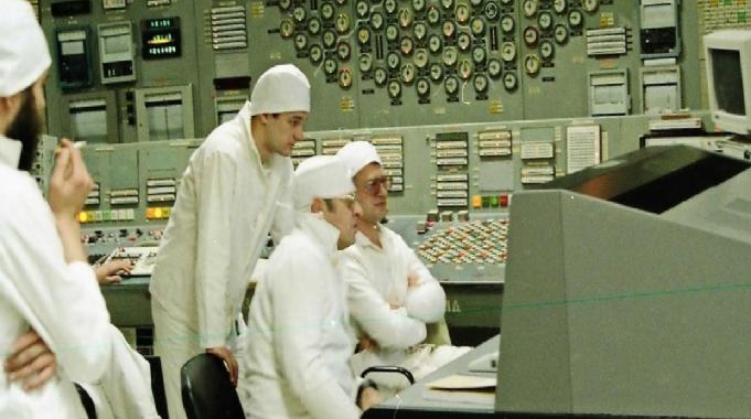 Çernobil felaketinin üzerinden 38 yıl geçti: Savaş bölgesinde acıyla hatırlandı