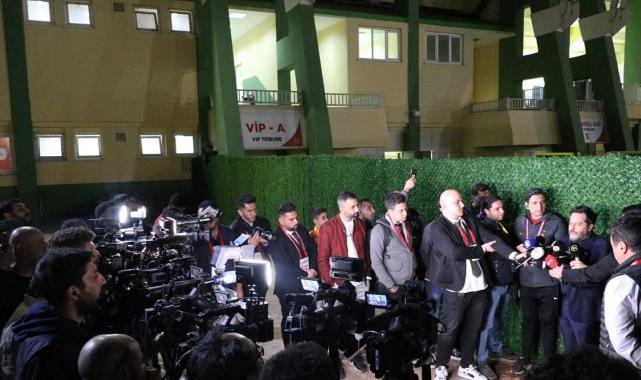 Erden Timur, Ali Koç'a yanıt verdi! "Hep rahat uyuyoruz"