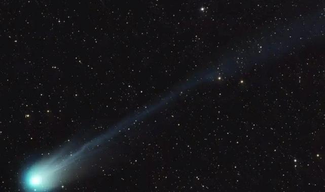 Everest Dağı'ndan daha büyük kuyruklu yıldız Dünya'dan görüldü