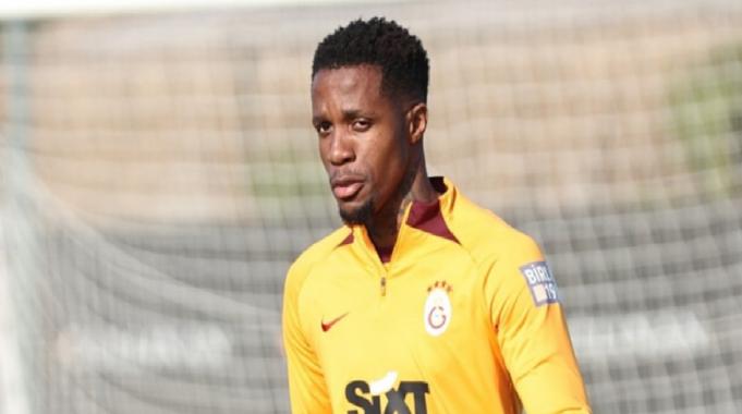 Fildişi Sahili Teknik Direktörü, Wilfried Zaha ile bir araya geldi