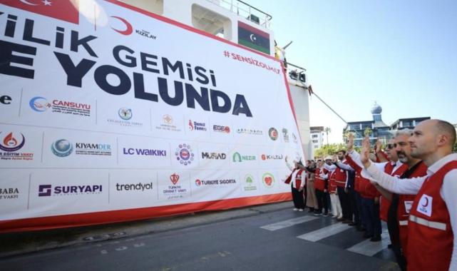 Gazze'ye yardım malzemesi taşıyan 9. gemi yola çıktı