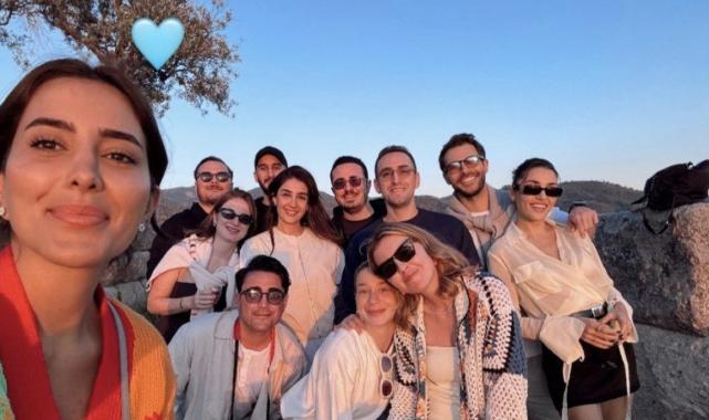 Hande Erçel'den ayrılık iddialarına cevap niteliğinde fotoğraf