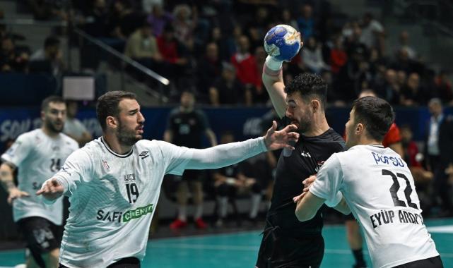 Hentbolda Türkiye Kupası'nı Beşiktaş kazandı