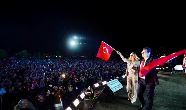 İmamoğlu: Yurtta barış, dünyada barış için hep birlikte, çok çalışacağız