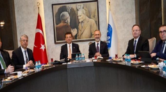İmamoğlu'ndan Eyüpsultan Belediye Başkanı Özmen’e tebrik ziyareti