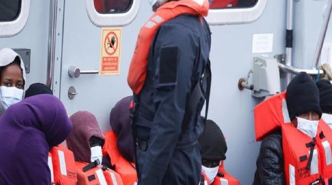 İngiltere&#039;nin göçmenleri Ruanda&#039;ya gönderme planına parlamentodan onay