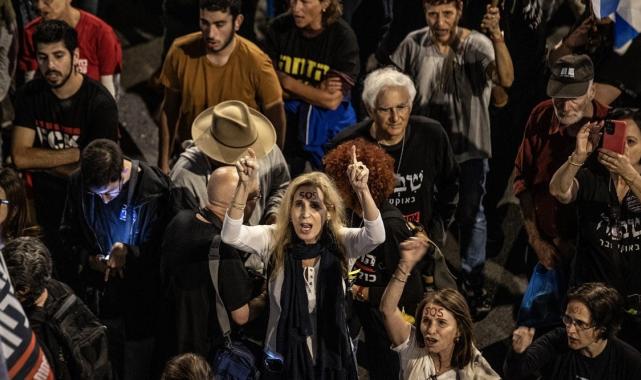 İsrail'de Başbakan Netanyahu'ya istifa baskısı artıyor