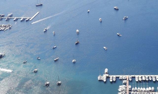İzmir ve Muğla sahillerinde bayram yoğunluğu! Akın ettiler