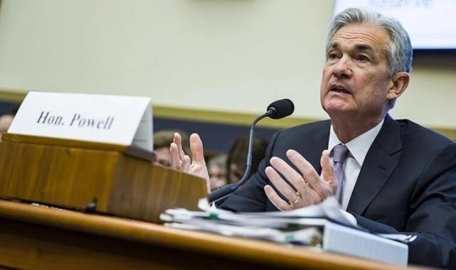 Jerome Powell, faiz oranlarının uzun süre yüksek kalabileceği sinyalini verdi
