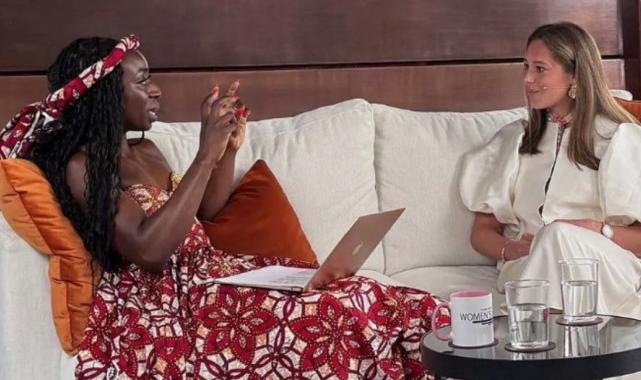 Nijerya'da bir kadın 55 saatle en uzun röportaj yapma rekorunu kırdı