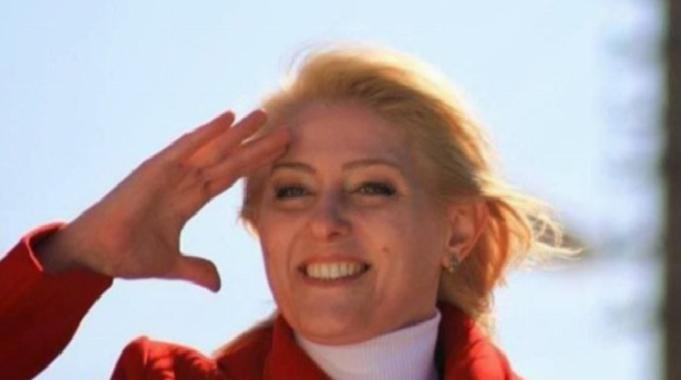 Özlem Becan asker selamı verdi 31 Mart seçimlerini değerlendirdi