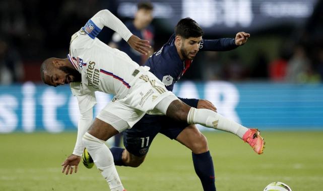 PSG, sahasında Lyon'u rahat geçti