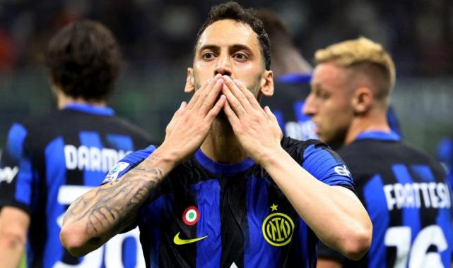 Şampiyon Inter'de, Hakan Çalhanoğlu imzası: Performansıyla göz doldurdu