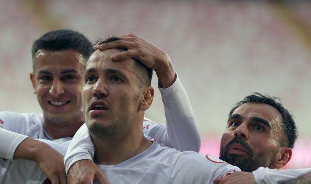 Sivasspor, yenilmezlik serisini 4 maça çıkarttı