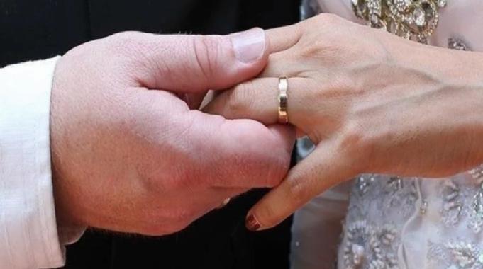 Sosyal medyada yeni tehlike: Formalite evlilik için ilan veriyorlar