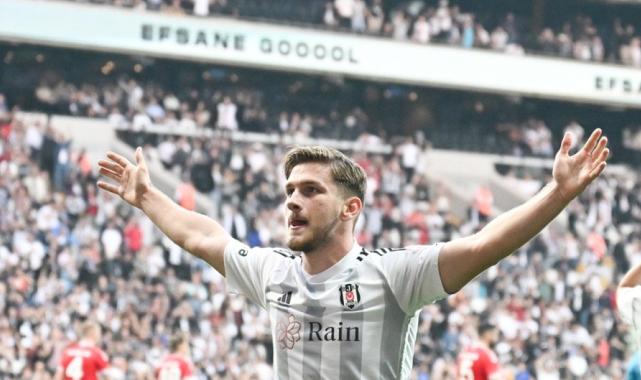 Süper Lig'de 2024 yılının en skoreri Semih Kılıçsoy oldu