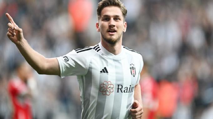 Süper Lig&#039;de 2024 yılının en skoreri Semih Kılıçsoy oldu