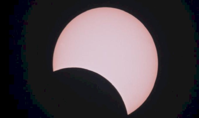 2024'ün ilk Güneş tutulması gerçekleşti