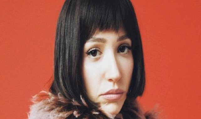 Hayranlarını korkutan paylaşım! Zeynep Bastık ameliyat olacağını açıkladı