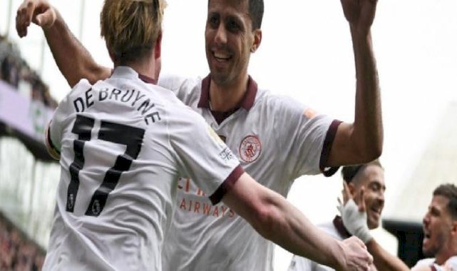 Manchester City, Crystal Palace'ı 4 golle yıktı