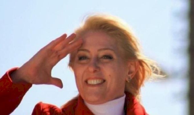 Özlem Becan asker selamı verdi 31 Mart seçimlerini değerlendirdi