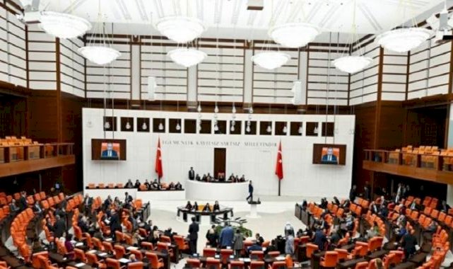 Turist rehberleri ve seyahat acentelerine ilişkin kanun teklifi Meclis Genel Kurulu'ndan geçti