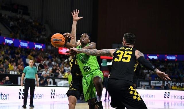 TOFAŞ dörtlü final biletini kaptırdı