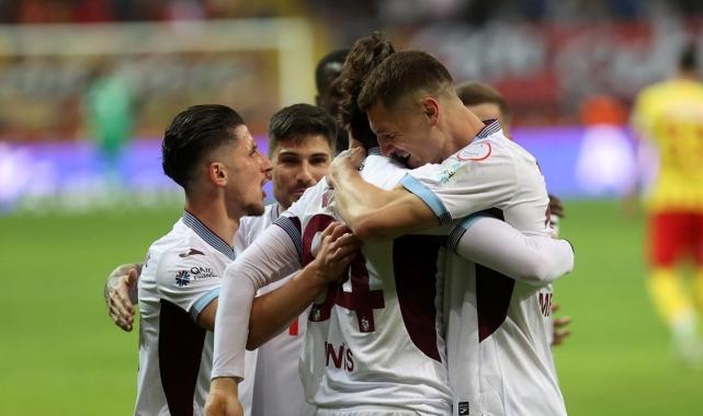 Trabzonspor, deplasmanda daha başarılı grafik sergiliyor