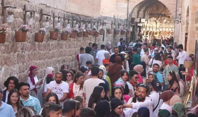 Turist rehberleri ve seyahat acentelerine ilişkin kanun teklifi Meclis Genel Kurulu'ndan geçti