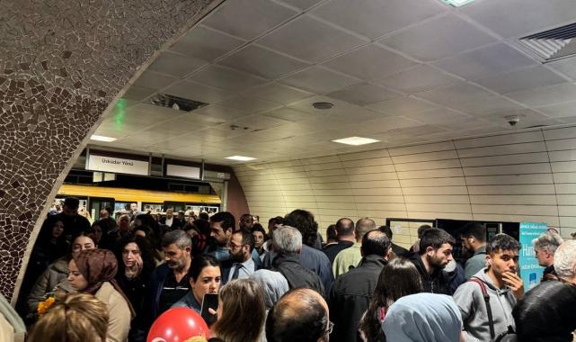 Üsküdar-Samandıra metro hattı 27 saattir arızalı