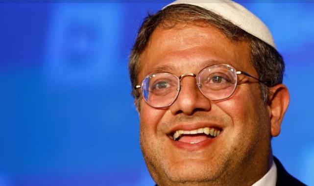 Vakanüvis yazdı: Antik çağlardan günümüze 'Kızıl Düveler'