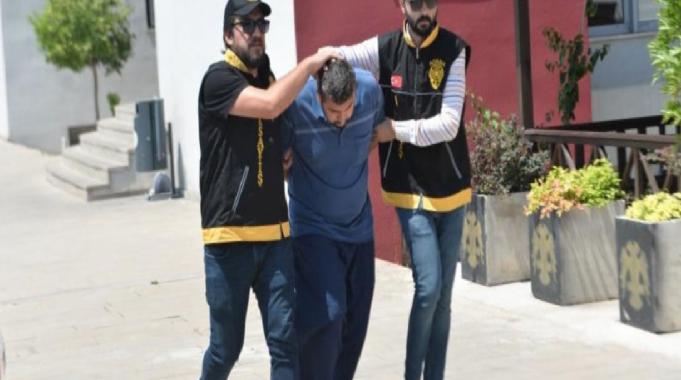 Adana&#039;da çocuklarının gözü önünde baldızını vurdu