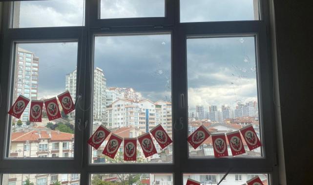 Ankara'da okula pompalı tüfekle ateş etti