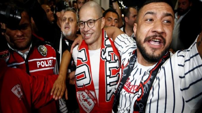 Antalya'da Alex de Souza izdihamı