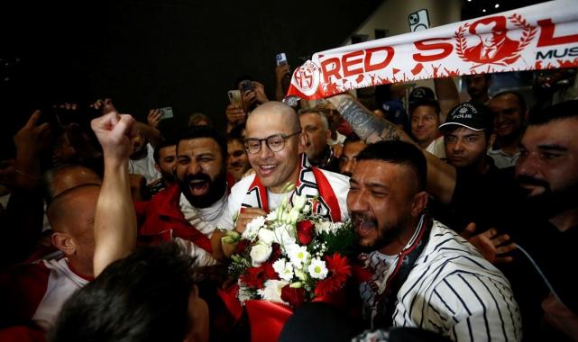 Antalya'da Alex de Souza izdihamı