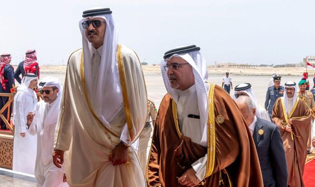 Arap liderler toplandı: Gündemde Gazze'ye İsrail saldırıları var