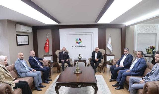 Başkan Büyükkılıç'tan 4 ilçeye ziyaret