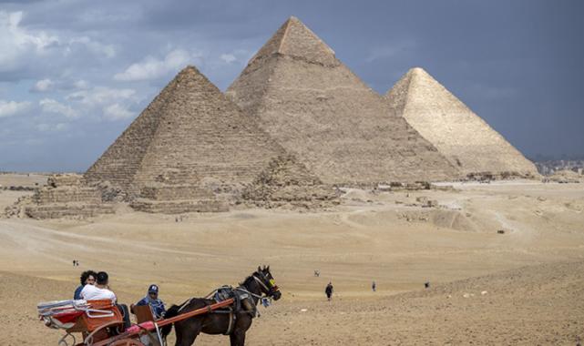 Bilim dünyasının gizemini çözemediği Mısır'daki piramitlerle ilgili yeni ipuçları ortaya çıktı