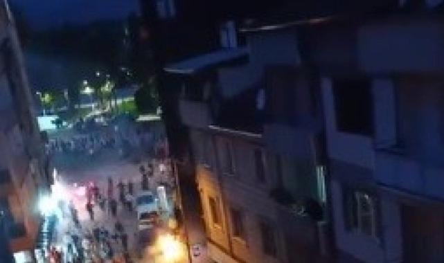 Bursa'da Fenerbahçeliler, Galatasaray taraftarına saldırdı