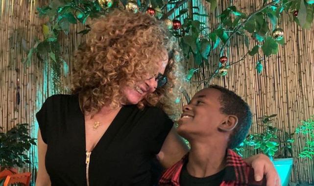 Esra Akkaya'nın Etiyopya'dan evlat edindiği oğlu Can Alex büyüdü! İşte son hali