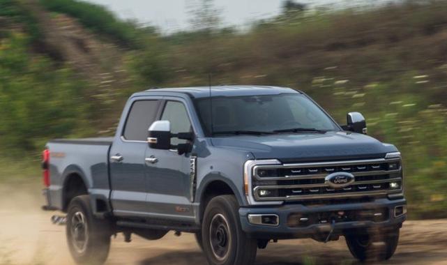 Ford'un 200 binden fazla aracına soruşturma: Yakıt sızıntısı var