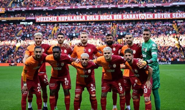 Galatasaray taraftarı, 4 dakikada kombineleri tüketti