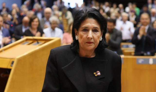 Gürcistan'da 'Yabancı etkinin şeffaflığı' yasası veto edildi