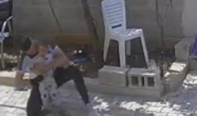 Hatay'da boğazına bozuk para kaçan küçük çocuğu amcası kurtardı