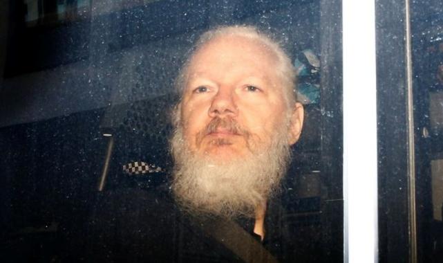 İngiltere Yüksek Mahkemesi'nin Assange kararı: ABD'ye iadesine itiraz edebilecek