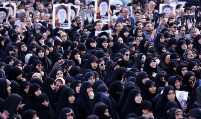 İran'da Reisi'nin yası sürüyor