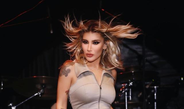 İrem Derici ile Gökhan Fırat ayrıldı! Sevgilisini her yerden sildi